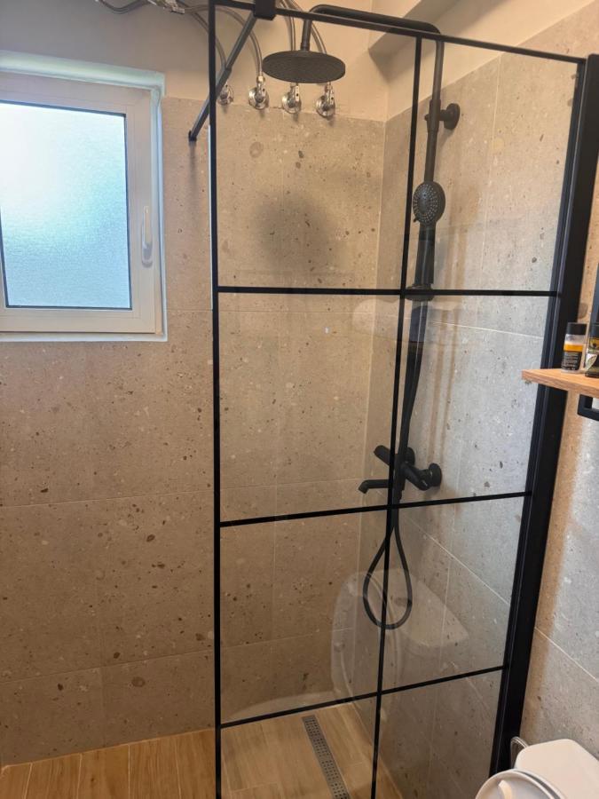 Alexander Luxury Sea Apartments Néa Khilí Eksteriør bilde