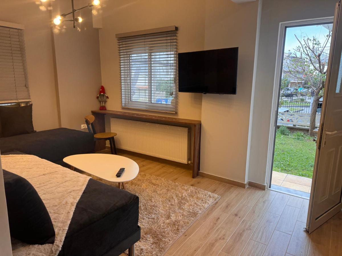 Alexander Luxury Sea Apartments Néa Khilí Eksteriør bilde