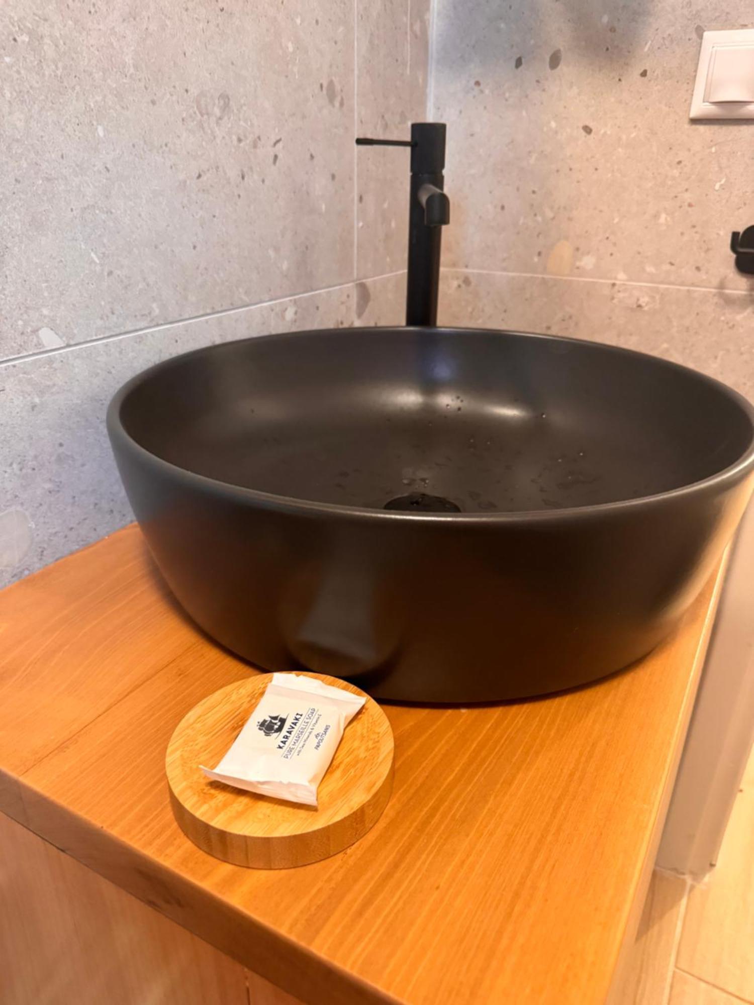 Alexander Luxury Sea Apartments Néa Khilí Eksteriør bilde